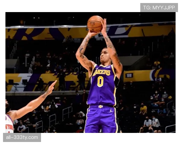 库兹马加强挡拆牵制 上赛季外线效率回升